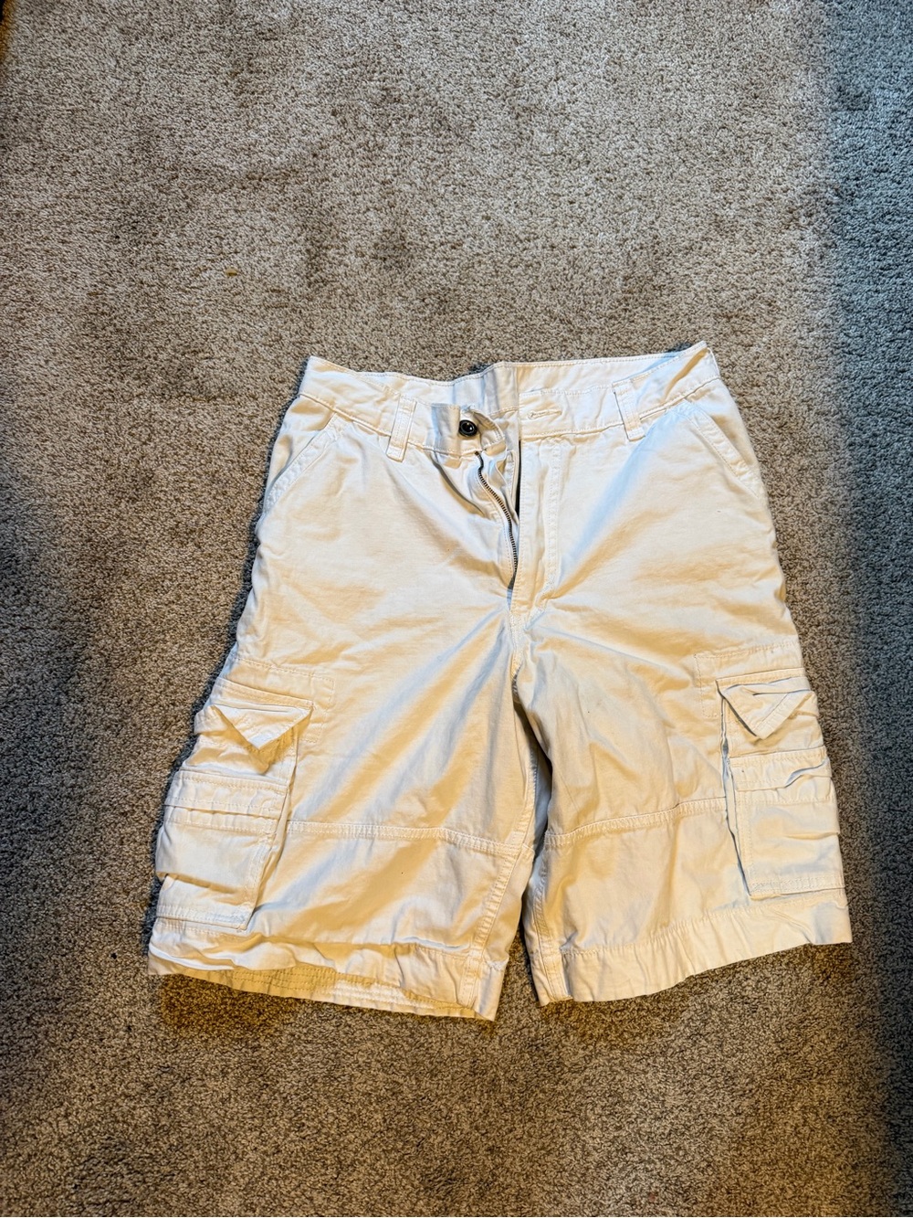 Levi's Men's Cream Cargo Shorts